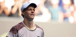 El tenista italiano Sinner protagoniza una remontada ante Medvedev para asegurar la victoria en el Abierto de Australia.