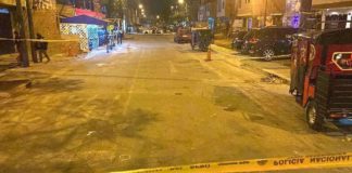 Sicarios los matan tomando en la calle