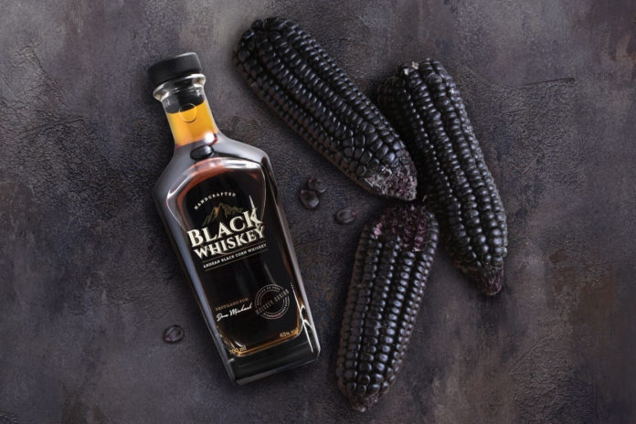 En este certamen se elogió la excepcional calidad y sabor del Black Whiskey, destacando su increíble desempeño en una competencia altamente disputada.