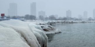 Determinadas áreas del noroeste de Estados Unidos se encontraban en estado de alerta por una tormenta de hielo que se preveía hasta la mañana del miércoles.