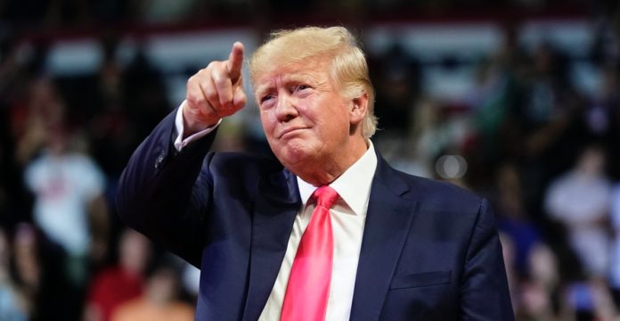 Trump Arrasa en Iowa: Regreso Triunfal en la Carrera Presidencial Trump Arrasa en Iowa: Regreso Triunfal en la Carrera Presidencial