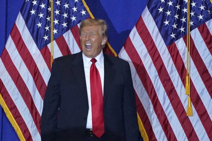 Trump será juzgado en marzo por pagos a actriz porno