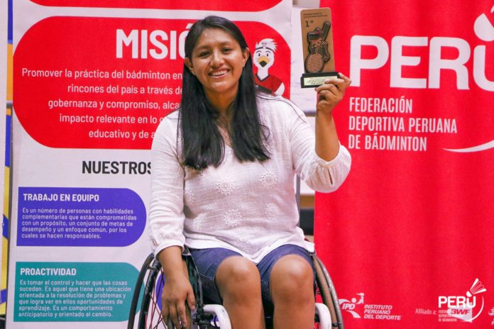 Pilar Jáuregui se llevó los premios en la ceremonia realizada por la Federación Deportiva Peruana de Bádminton. Pilar Jáuregui se llevó los premios en la ceremonia realizada por la Federación Deportiva Peruana de Bádminton.
