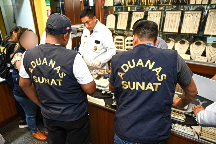 Incautan diamantes valorizados en más de 15.5 millones de soles