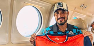 Paolo Guerrero: fiebre de camisetas en Trujillo