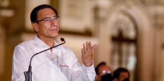 Vizcarra: Exfuncionario entregará 1/2 millón por caso de corrupción Vizcarra: Exfuncionario entregará 1/2 millón por caso de corrupción