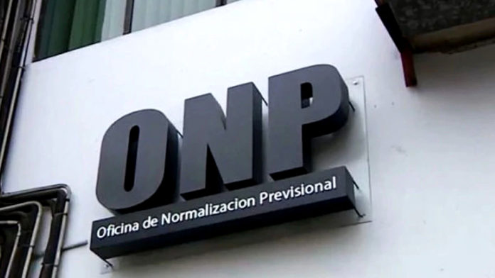 Actualiza historial laboral para cobrar en nuevo grupo