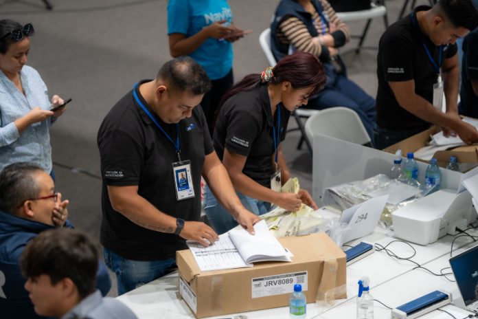 El Salvador se encuentra en la etapa final del recuento de votos por elecciones legislativas.