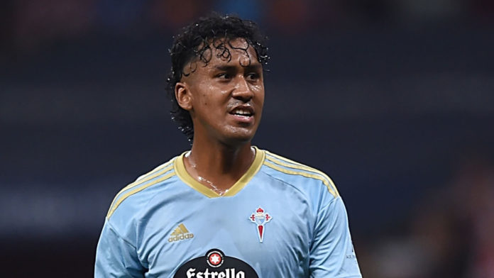 Renato Tapia se siente honrado de portar la cinta de capitán.