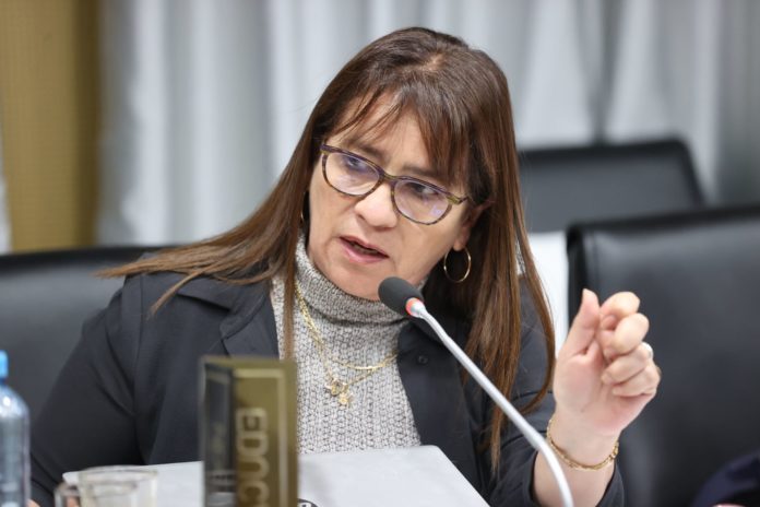 Autorizan a Ministra de Educación para viajar a los Juegos Panamericanos en EE. UU.