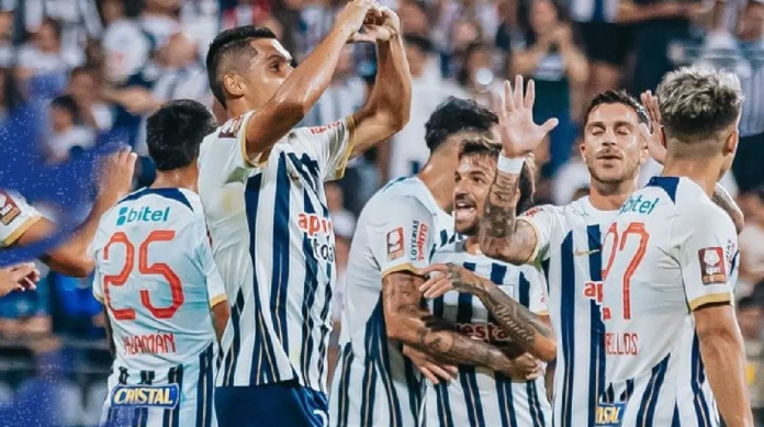 Alianza Lima venció 1-0 al Blooming de Bolivia