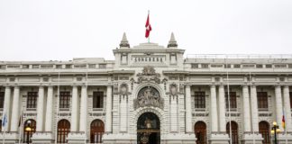 Poder Judicial admitió demanda de amparo contra la reelección de congresistas y la Bicameralidad