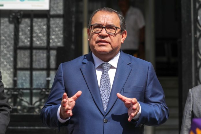 Congreso: Proponen interpelar a Otárola por escándalo de audios Congreso: Proponen interpelar a Otárola por escándalo de audios