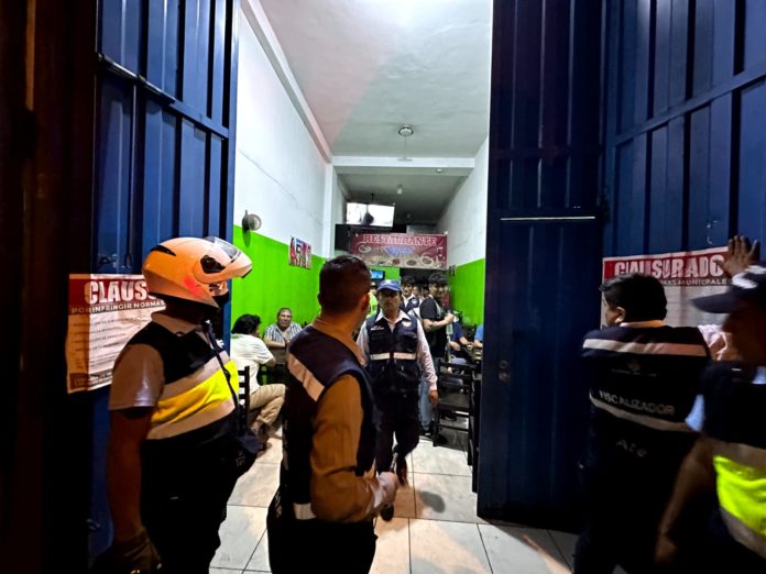 Muni de Ate clausura locales de prostis y de venta de licor