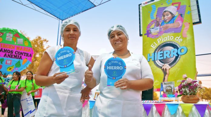 Pimentones arequipeños rellenos de sangrecita ganó el concurso de comida “El plato de hierro”