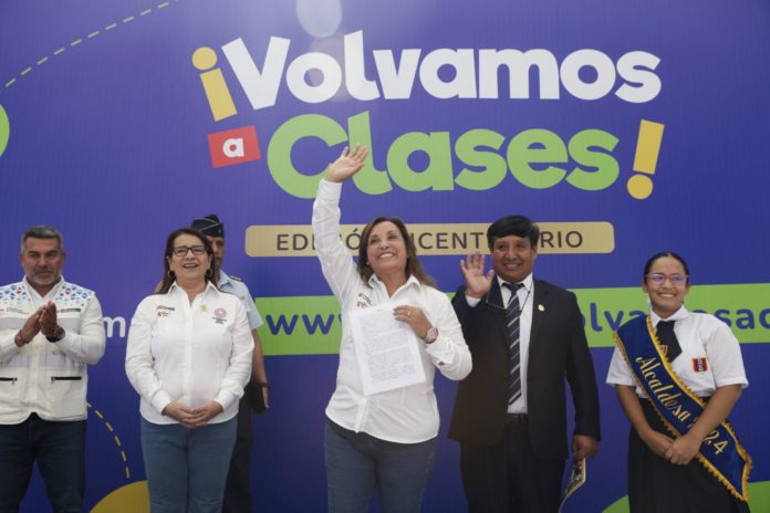 Presidenta inauguró el Año Escolar 2024