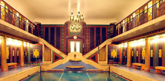 Piscina Art Decó en Bruselas: Abandono y Multas