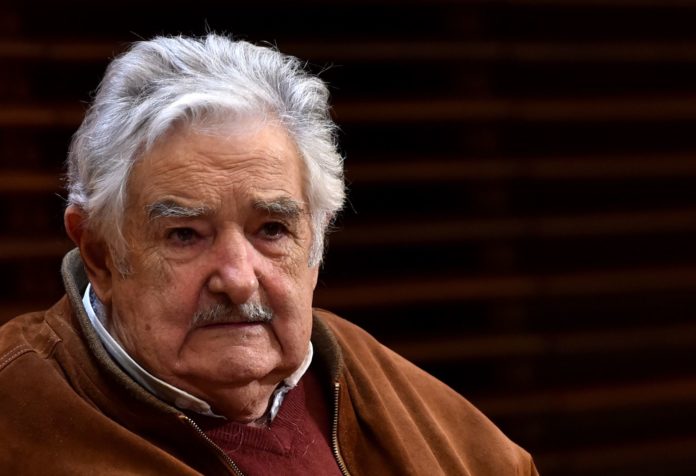 Pepe Mujica comunicó una dura enfermedad que lo aqueja.