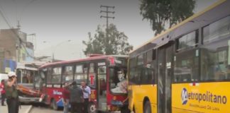 Al menos 12 heridos tras choque múltiple en avenida Túpac Amaru