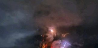 Indonesia en alerta máxima: El volcán Ruang ruge y obliga a la evacuación de 800 personas.