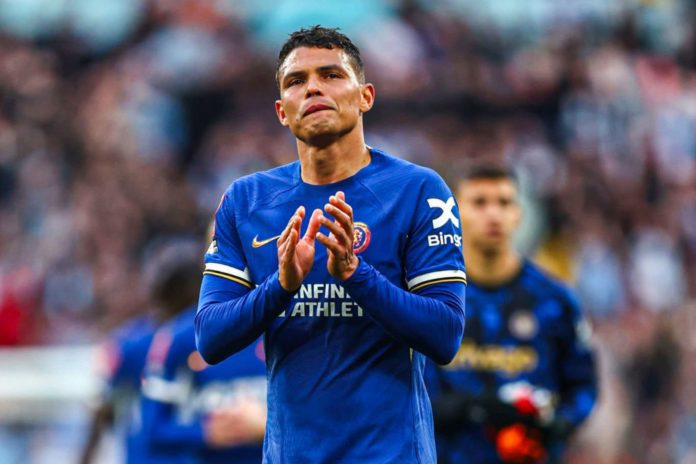 Chelsea le dice adiós a Thiago Silva tras cuatro años gloriosos.