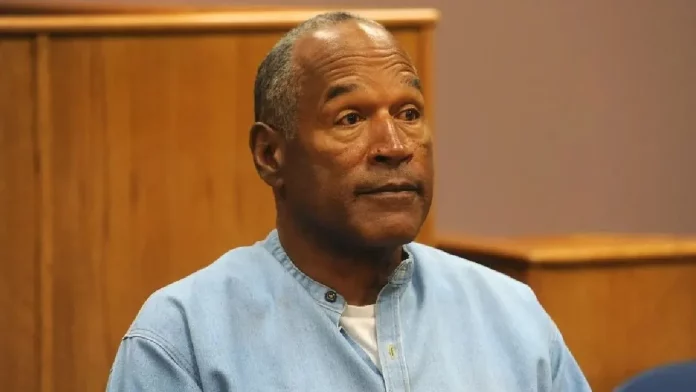 O.J. Simpson, estrella del soccer americano dejó de existir.