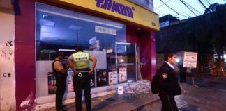 A combazos se llevan trago de Tambo en SJM