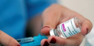 AstraZeneca admite que su vacuna causa efectos secundarios