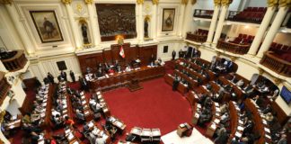 Aun queda el debate sobre el retiro de la CTS Debate sobre el retiro de la Compensación por Tiempo de Servicios