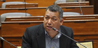 Darwin Espinoza: Fiscalía realizó diligencias en oficina de congresista