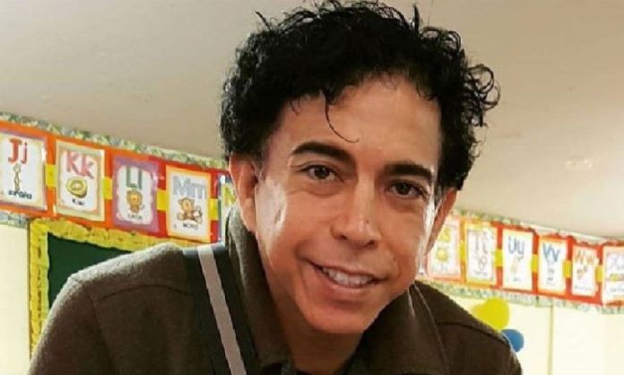 Ernesto Pimentel celebra éxito de su película y pide 