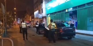 Policía es baleado tras retirar dinero