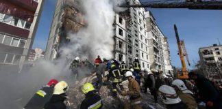 Rusia sigue azotando el noreste de Ucrania