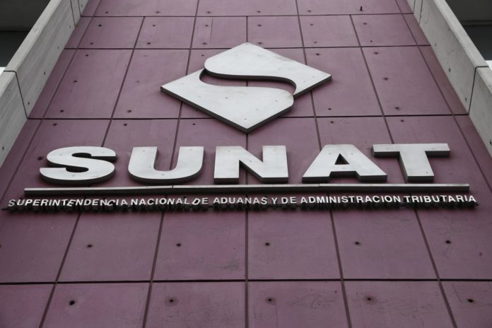 Uso indebido de beneficios tributarios en importación de celulares detectado por Sunat
