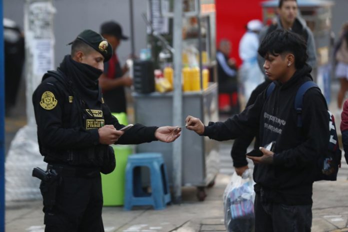 30 personas detenidas en Chorrillos tras desarticulación de 3 bandas
