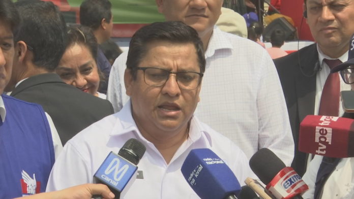 Ministro de Salud señala que informe de pobreza no refleja 