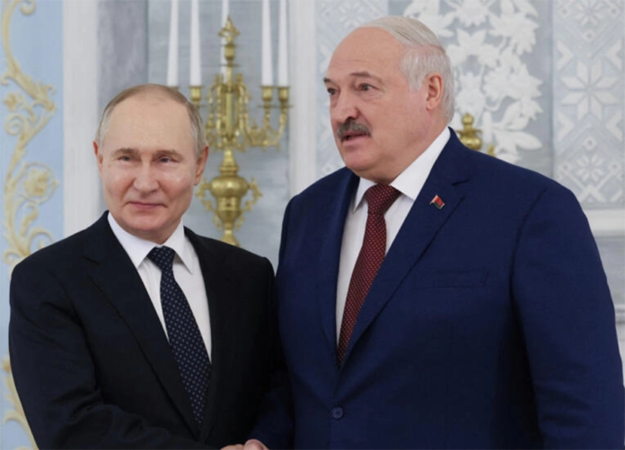 Vladimir Putin y Alexandr Lukashenko