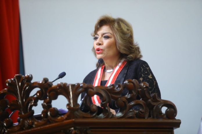 Zoraida Ávalos retorna como fiscal suprema