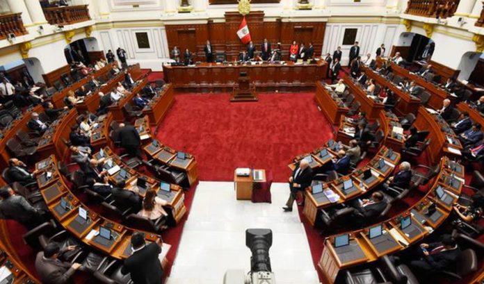 Congreso aprueba proyecto de ley para reelección de alcaldes y gobernadores