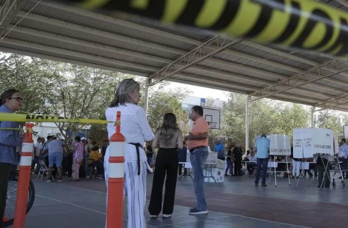 2 asesinados durante elecciones en Puebla