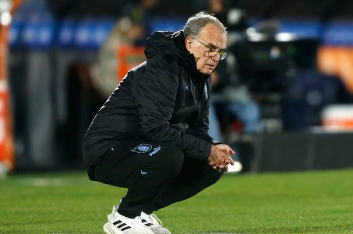Bielsa listo para el debut de Uruguay en la Copa América 2024 Bielsa listo para el debut de Uruguay en la Copa América 2024