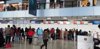 Bolivia solo aceptará dólares para comprar pasajes aéreos