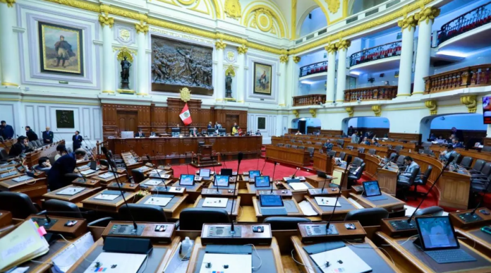 Gremios empresariales desaprueba paquete de leyes del Congreso