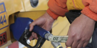 Ecuador sube precio de la gasolina un 10%