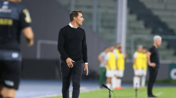 Sporting Cristal oficializó a Guillermo Farré como su nuevo DT