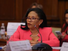 Ministra de la Mujer reafirma que violencia sexual a niñas awajún son “prácticas culturales”