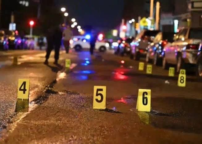 Tiroteo en EE.UU. deja un muerto y 24 heridos Tiroteo en EE.UU. deja un muerto y 24 heridos