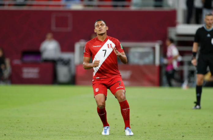 Alex Valera desconvocado de la selección peruana Alex Valera desconvocado de la selección peruana
