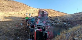 Bus vuelca y deja 20 muertos en Ayacucho