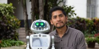 Kipi, el primer robot multilingüe, viajará por el mundo